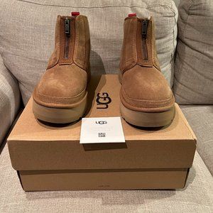 NWT UGG Women’s Neumel Platform Zip Booties Size 9 in Chestnut
